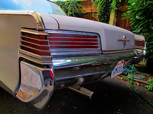 cover73_Chrysler_300.jpg (45648 Byte)