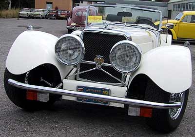jaguar3.jpg (21051 Byte)