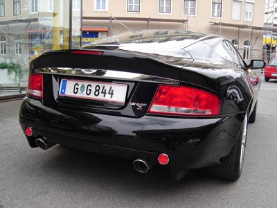 aston_martin_v3.jpg (24562 Byte)