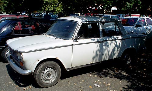 zastava_1300_b.jpg (40880 Byte)