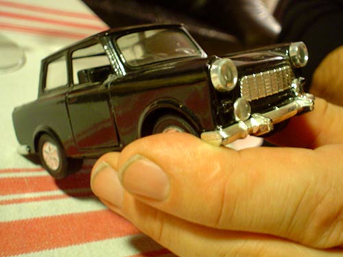 gast075_trabi.jpg (28084 Byte)