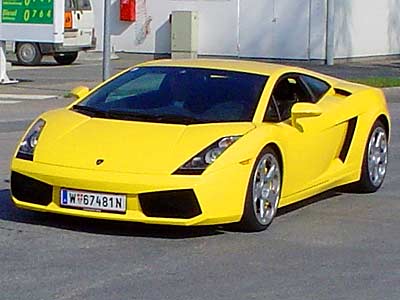 lambo01.jpg (20664 Byte)