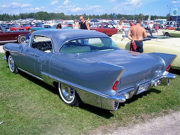 gall299_Cadillac_Eldorado.jpg (70814 Byte)