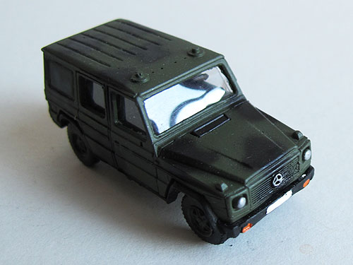 puch233a_mercedes_g_wolf.jpg (31960 Byte)